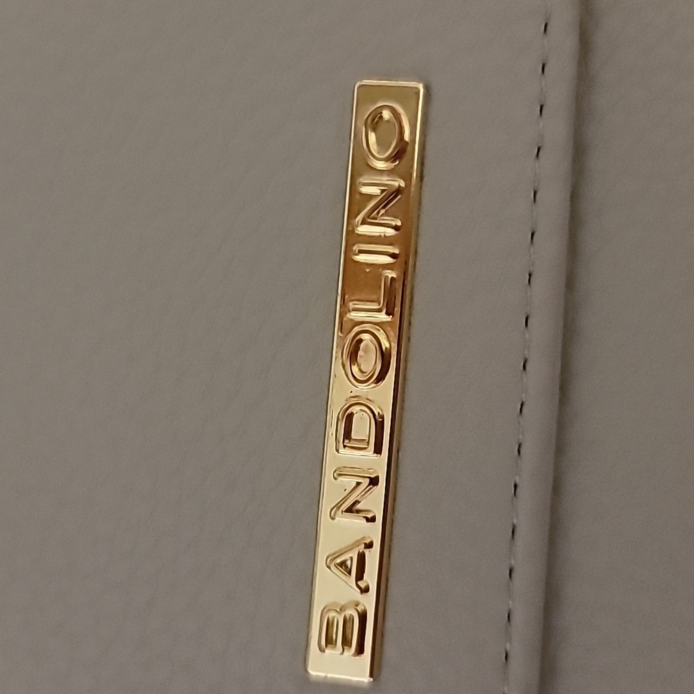 Bandolino Wallet - Picture 6 of 8